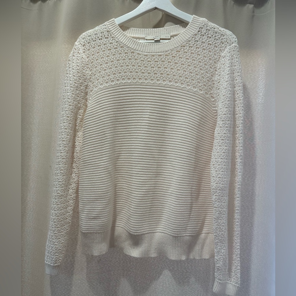 Women’s LOFT Cream Textured Crew Neck‎ 100% Cotton Sweater-Size LP